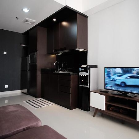 2 Bedrooms - Royal Olive Apartment - Pejaten South Of Cakarta Dış mekan fotoğraf